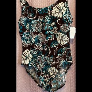 Catalina XtraLife Lycra one piece bathing suit. Size 2x (18w-20w)